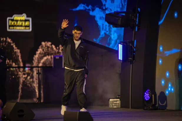 ديمتري بيفول يستعد لمواجهة أرتور بيتربيف (موسم الرياض)