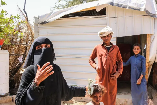 قيود الحوثيين حالت دون وصول المنظمات الإنسانية إلى المستحقين (إكس)