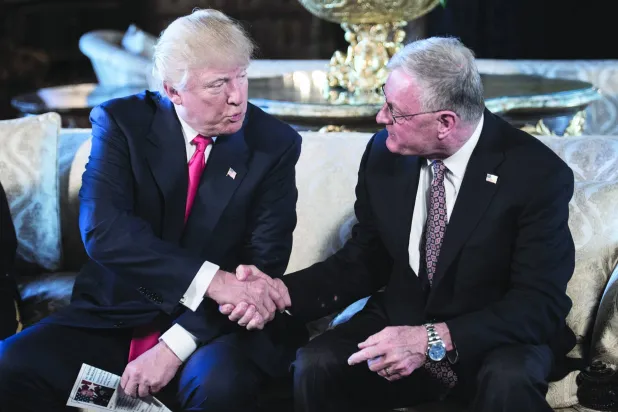 كيلوغ قال إن ترمب سيستخدم جميع أدوات القوة الأميركية لإنهاء الحرب (أ.ف.ب)