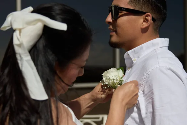 عقدة المنقذ هي مصطلح يستخدم لوصف الحاجة القهرية إلى إنقاذ أو إصلاح الآخرين (إ.ب.أ)