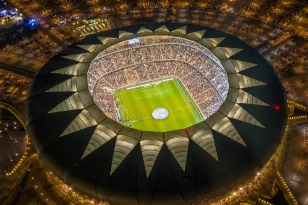 استاد مدينة الملك عبد الله الرياضية الجوهرة المشعة (الشرق الأوسط)