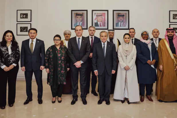 رئيس الوزراء وزير الدفاع الأردني يستقبل الأمين العام لمنظمة التعاون الرقمي