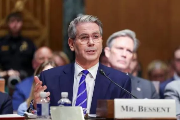 سكوت بيسنت يتحدث خلال جلسة استماع بمجلس الشيوخ في واشنطن 16 يناير 2025 (رويترز)