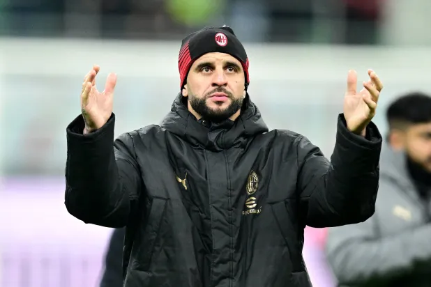 كايل ووكر سيغيب عن ميلان للإصابة (رويترز)