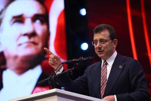 رئيس بلدية إسطنبول أكرم إمام أوغلو يواجه تحقيقاً جديداً بعد يوم من إعلان نيته الترشح لانتخابات الرئاسة في تركيا (من حسابه في إكس)