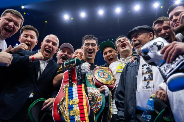 فرحة النصر كانت حاضرة لدى بيفول مع أنصاره (موسم الرياض)