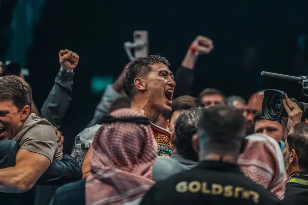 تمكَّن ديمتري بيفول من الفوز على آرتور بيتر بييف (الشرق الأوسط)