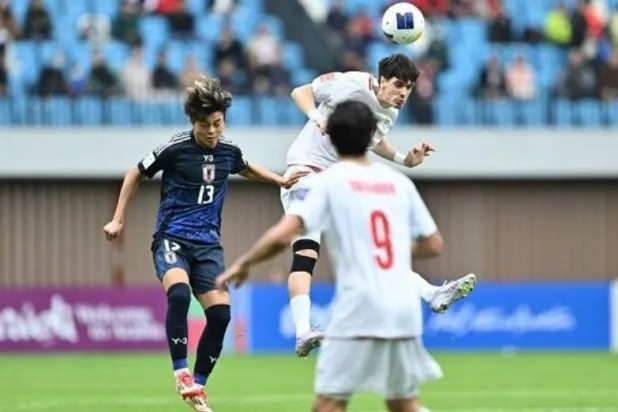 جانب من مباراة اليابان وإيران (الاتحاد الآسيوي)