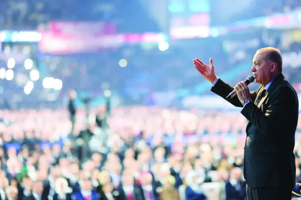 Erdoğan, Ankara'da Adalet ve Kalkınma Partisi'nin sekizinci olağan kongresinde konuşuyor (Türkiye Cumhurbaşkanlığı)