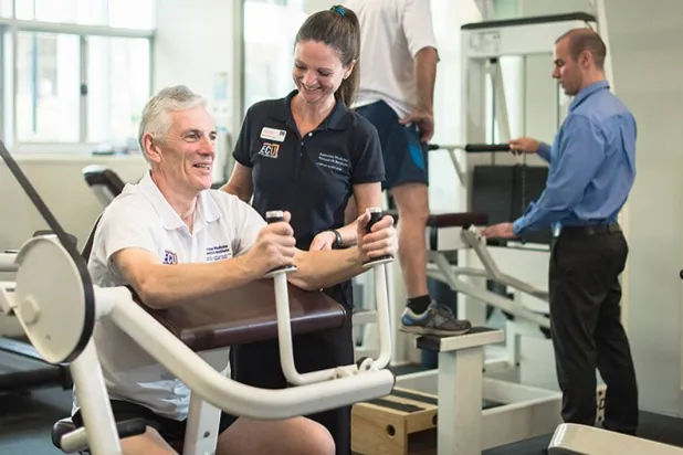 الرياضة تساعد الناجين من السرطان على تحسين صحتهم (جامعة إديث كوان)