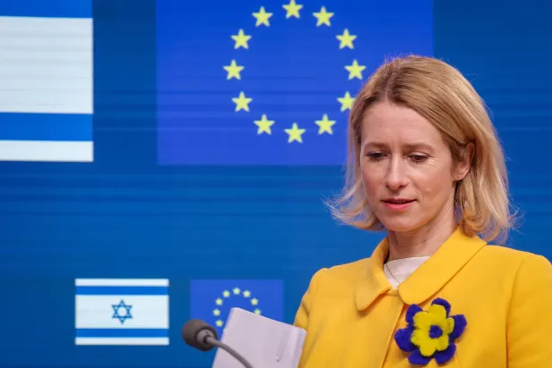 الممثلة العليا للشؤون الخارجية والسياسة الأمنية في الاتحاد الأوروبي كايا كالاس خلال مؤتمر صحافي بين الاتحاد الأوروبي وإسرائيل في مجلس الاتحاد الأوروبي في بروكسل، بلجيكا، 24 فبراير 2025 (إ.ب.أ)