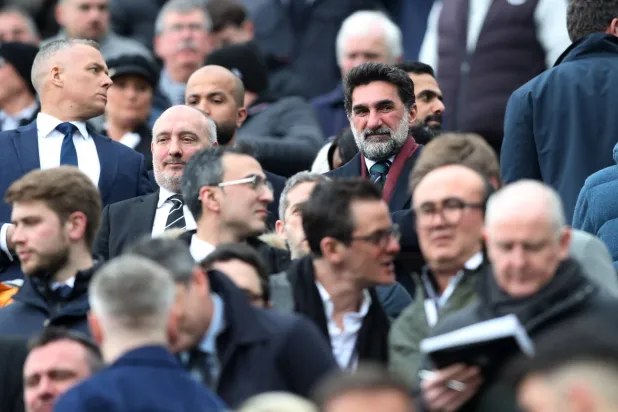 ياسر الرميان خلال حضوره مباراة نيوكاسل ونونتغهام فورست (رويترز)