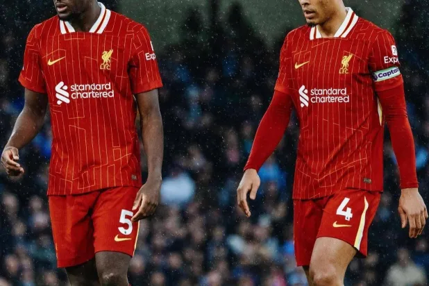 فان دايك وكوناتي في مواجهة مان سيتي (حساب فان دايك على «إنستغرام»)