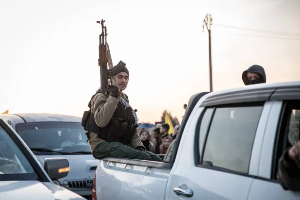 عناصر من «قسد» في القامشلي (د.ب.أ)