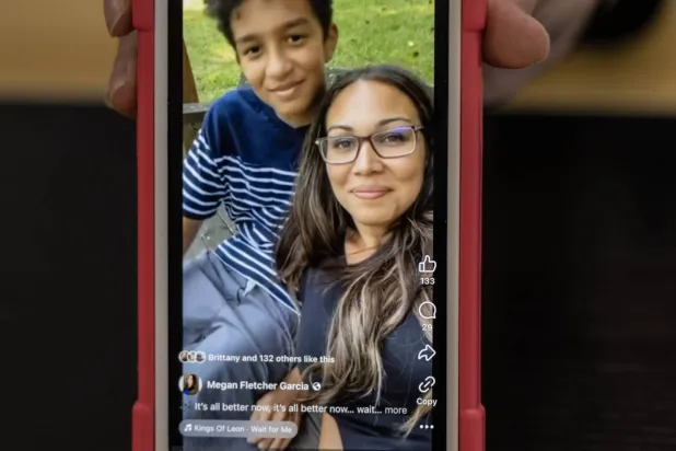 ميغان غارسيا وابنها سيويل (14 عاماً) الذي انتحر بعد محادثته مع أحد برامج الدردشة