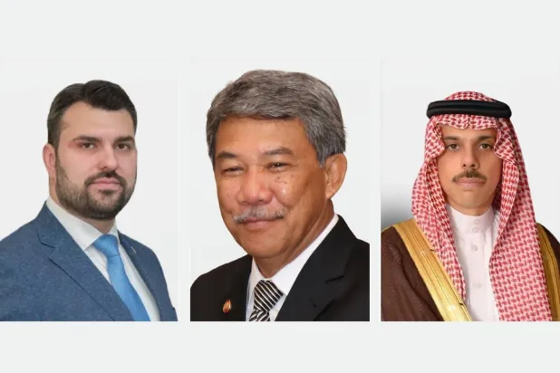 الأمير فيصل بن فرحان والوزيرين حسن وجورجييف (الخارجية السعودية)