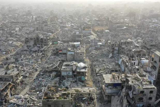 صورة من الجو التقطتها مُسيّرة تُظهر حجم الدمار في بيت حانون بشمال قطاع غزة (رويترز)