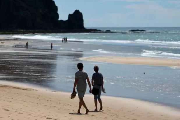 Birleşik Krallık'tan daha uzaktaki yerlerin listenin başlarındaki ağırlığı dikkat çekti (AFP)