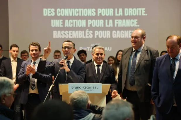 وزير الداخلية الفرنسي (حسابه الخاص بالإعلام الاجتماعي)