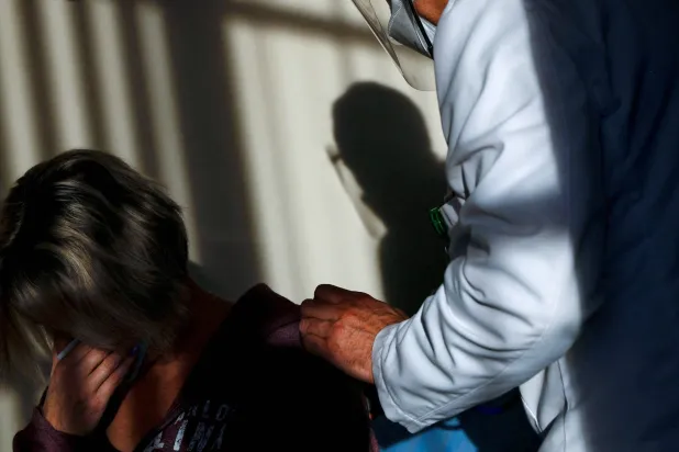 السيدة احتُجزت في المستشفى بالخطأ لمدة 45 عاماً (رويترز)