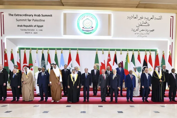 «قمة فلسطين»: إعمار دون تهجير... ودعوة ترمب لدعم السلام