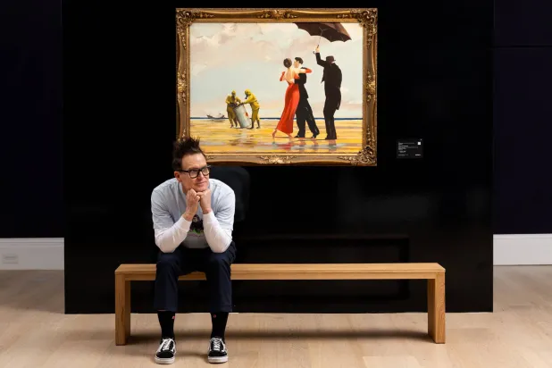 غرقُ السفينة يُعكّر رقصة الزوجين (غيتي)