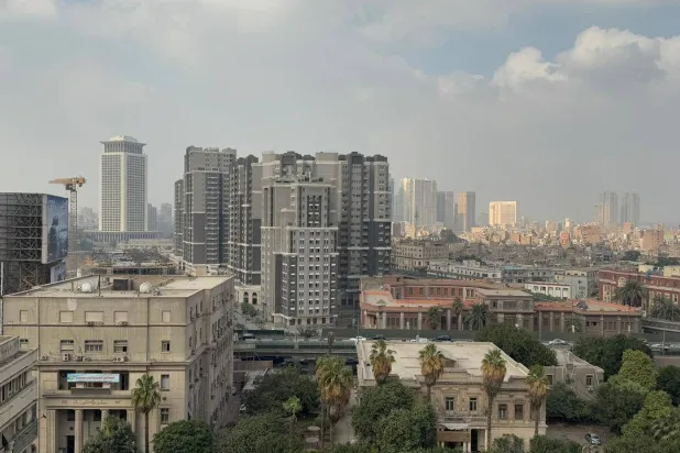 وسط القاهرة من بناية مرتفعة بوسط البلد (تصوير: عبد الفتاح فرج)