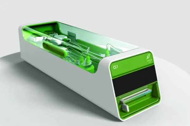 جهاز CL1 أُطلق خلال مؤتمر في برشلونة وُوصف بأنه «جسم في صندوق» (كورتيكال لابز)