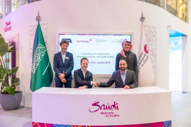 جانب من إطلاق الرحلات المباشرة من شتوتغارت إلى جدة (الشرق الأوسط)