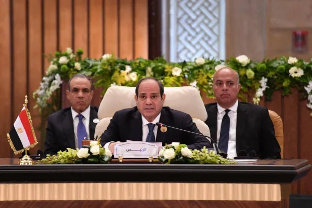 السيسي خلال كلمته في «القمة العربية» بالقاهرة الثلاثاء الماضي (الرئاسة المصرية)