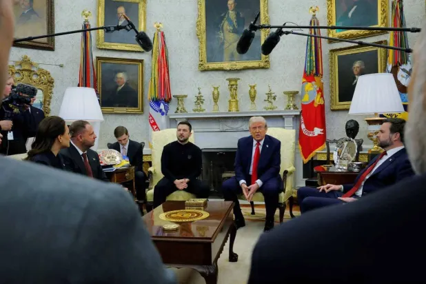 الاجتماع التاريخي العاصف بين زيلينسكي وترمب وأركان إدارته (رويترز)