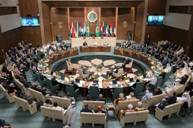 من القمة (رويترز)