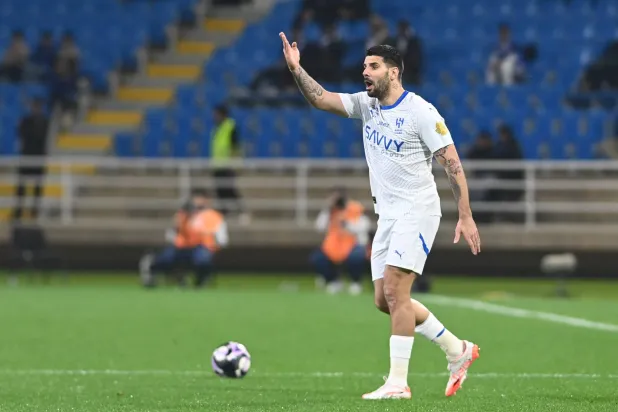 ميتروفيتش شارك أمام الفيحاء (بشير صالح)