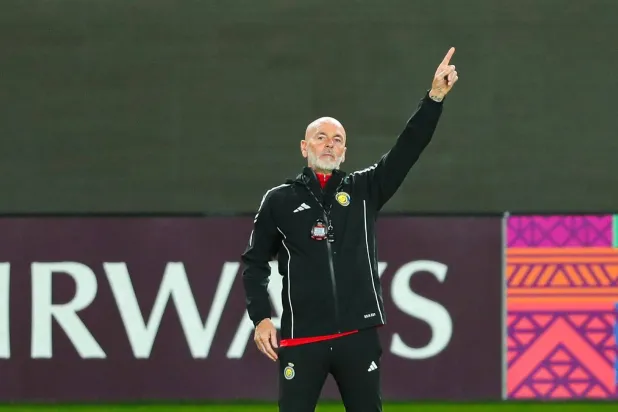 بيولي مدرب فريق النصر يتطلع لقيادة فريقه للتأهل الآسيوي (نادي النصر)