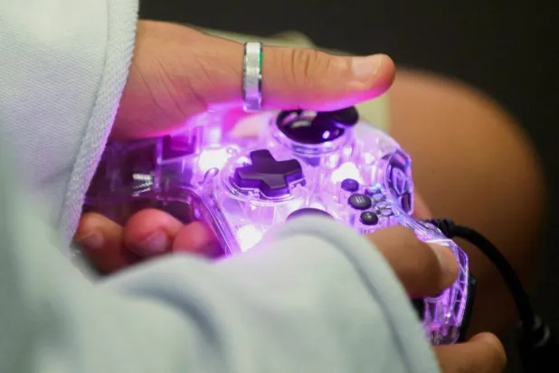 الألعاب الإلكترونية تجذب الشباب والفتيات في المغرب (أرشيفية - رويترز)