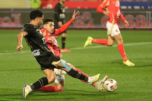 لقاء سابق بين الأهلي والزمالك في الدوري المصري الممتاز (رابطة الأندية المصرية المحترفة) 