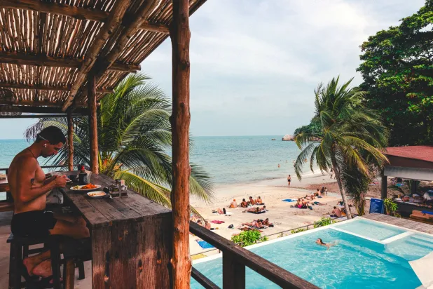 شواطئ تايلاند الجميلة (نيويوك تايمز)