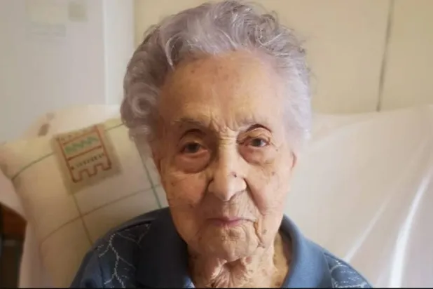 ماريا برانياس موريرا حملت لقب أكبر معمرة في العالم (موقع «غينيس» للأرقام القياسية)