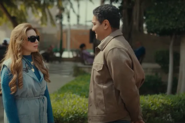 مي عز الدين وآسر ياسين في لقطة من مسلسل «قلبي ومفتاحه» (الشركة المنتجة)