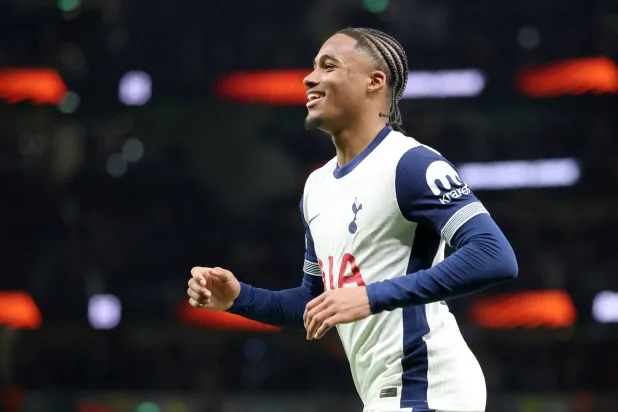 ويلسون أودوبير يتألق أخيراً مع توتنهام (إ.ب.أ)