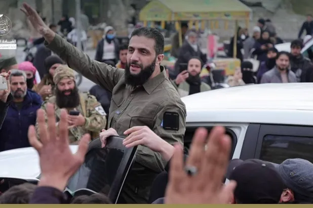 قائد «هيئة تحرير الشام» أبو محمد الجولاني (أحمد الشرع) في حلب في 4 ديسمبر 2024 (تلغرام)