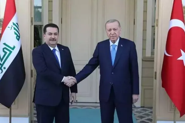 إردوغان مستقبلاً السوداني خلال زيارته لتركيا 2024 (الرئاسة التركية)