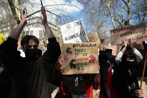 Demonstrators gather in front of the Council of Europe in Strasbourg, eastern France, on March 27, 2025 during a rally in support of Istanbul's arrested mayor Ekrem Imamoglu. (Photo by Frederick FLORIN / AFP)
