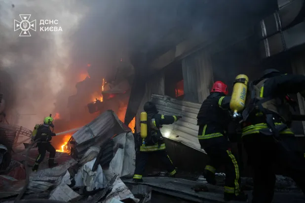 الدفاعات الجوية الأوكرانية قالت إن إنذارات قد صدرت في مناطق خاركيف وميكولاييف وأوديسا (رويترز)