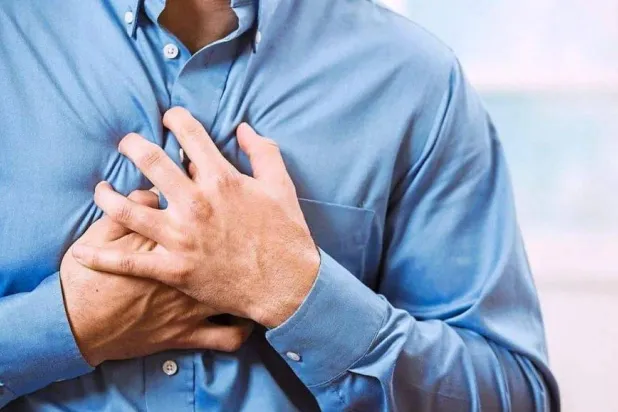 المرضى المصابون بحالة مستقرة من قصور القلب لا يحتاجون للحد من السوائل (أرشيفية- أ.ف.ب)