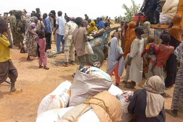 نازحون من مدينة الفاشر المحاصرة (الشرق الأوسط)