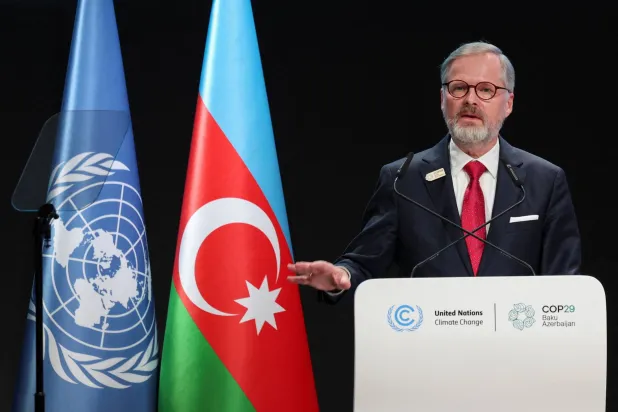 رئيس الوزراء التشيكي بيتر فيالا (رويترز) 