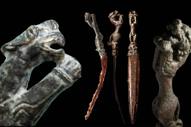 خنجران من موقع ساروق الحديد في إمارة دبي