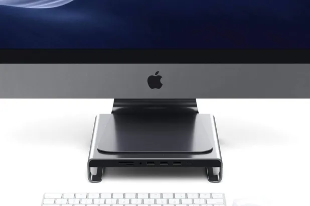 حامل شاشة «آي ماك» من «ساتيشي»