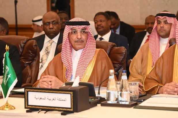 وزير المالية السعودي محمد الجدعان خلال الاجتماعات (إكس)